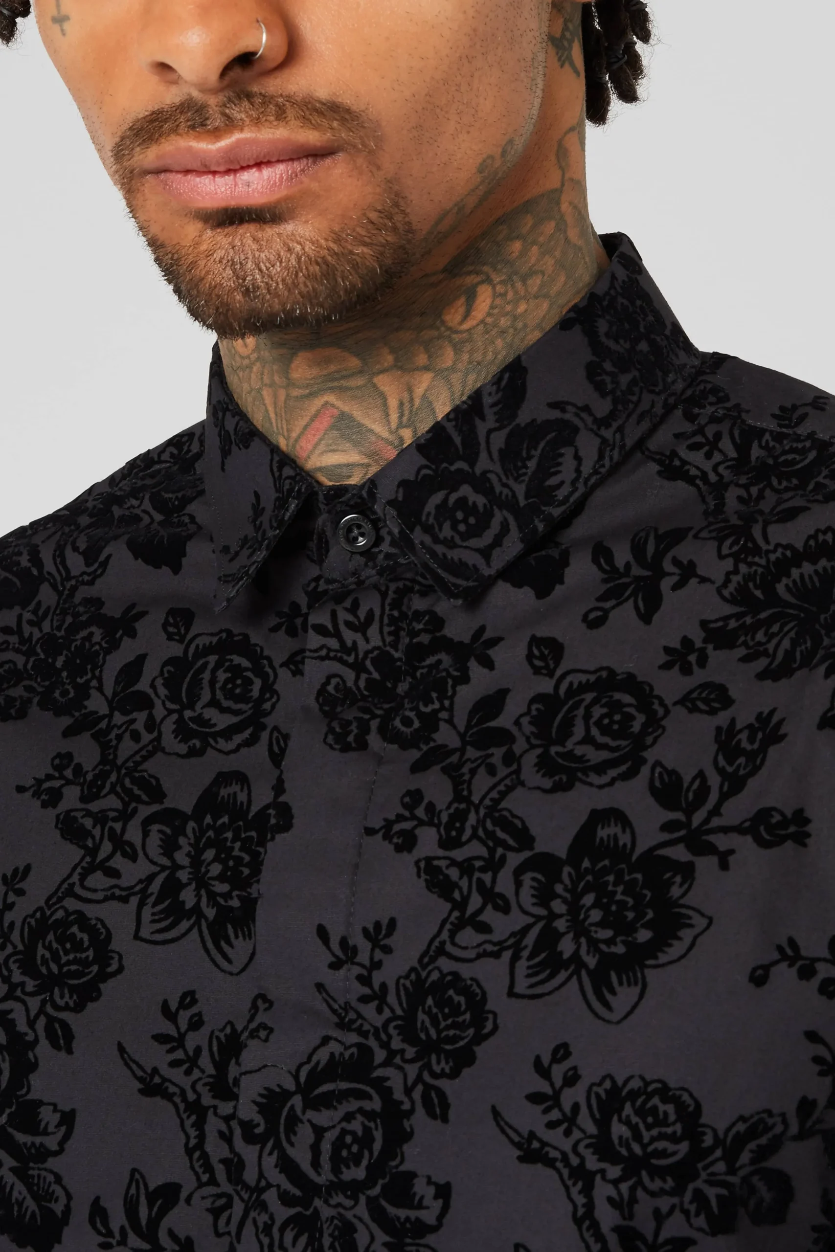 Style·Floral Shirts|Occasion·Formal Shirts|Twisted Tailor Armada Skinny Fit Black Floral Flocked Cotton Shirt