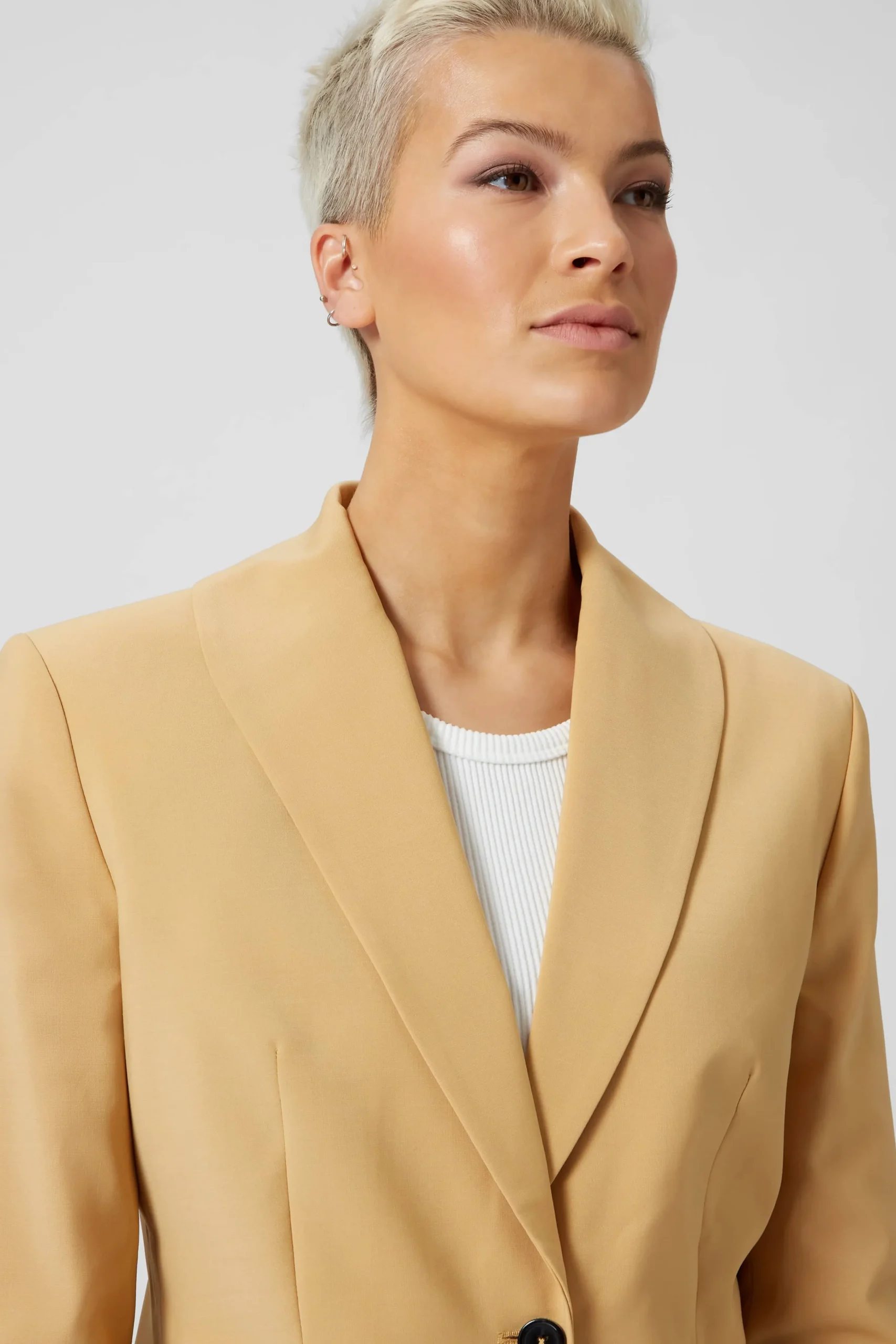 Woman|Twisted Tailor Eliza Skinny Fit Yellow Jacket